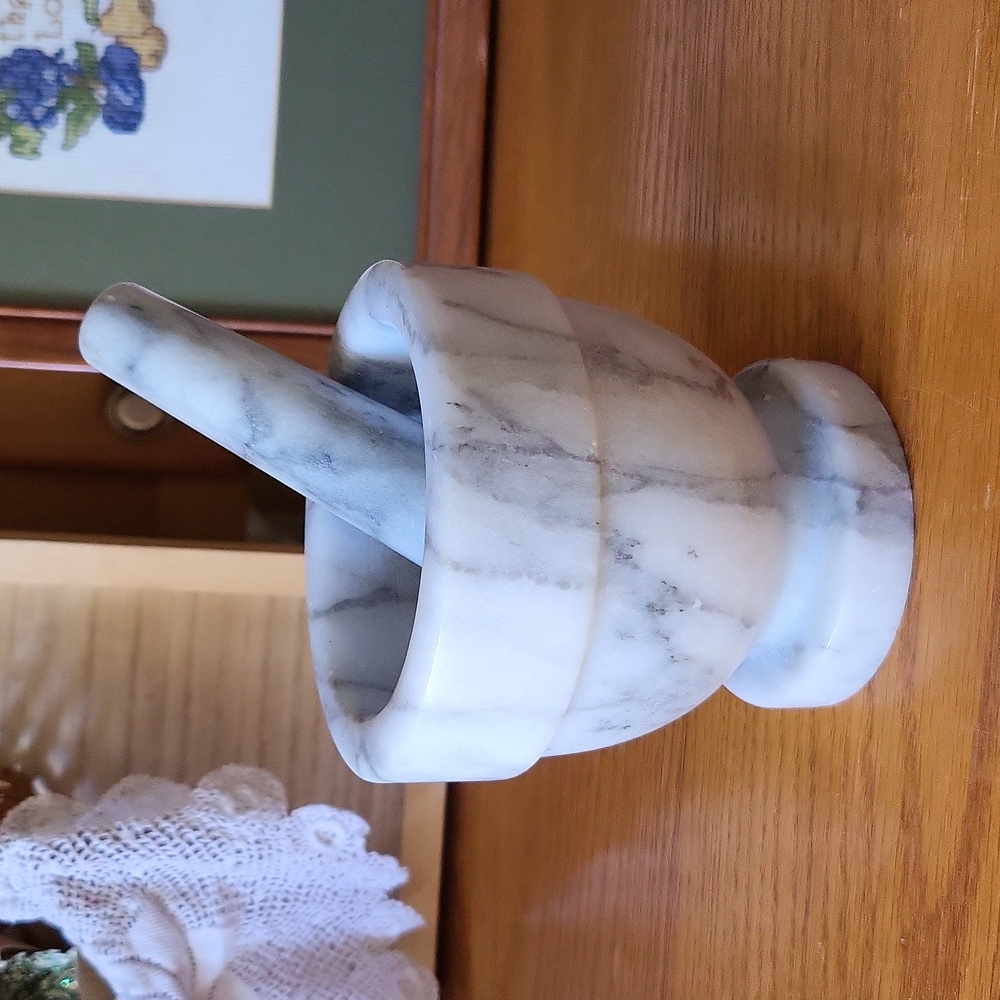 Marble Mortar & Pestle